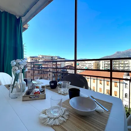 150mt Dal Mare Monolocale In Centro Con Vista Aperta, Wi-fi E A/c