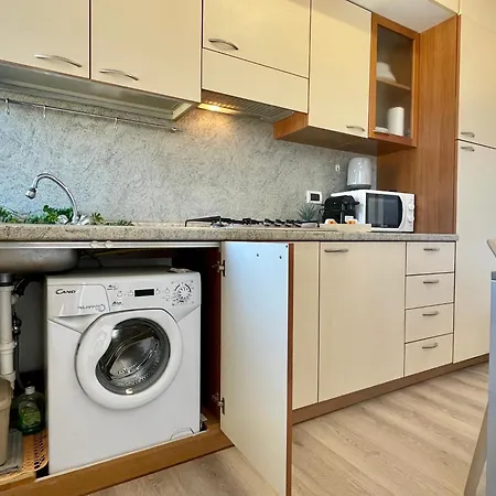 150mt Dal Mare Monolocale In Centro Con Vista Aperta, Wi-fi E A/c *